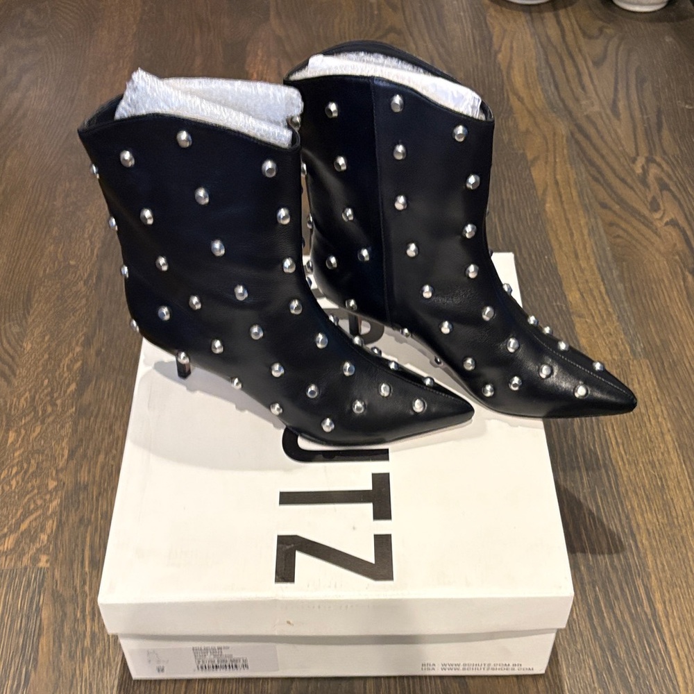 Schutz Mary Ann Stud kitten Heeled Boots rocker Nordstrom size 7 nwt